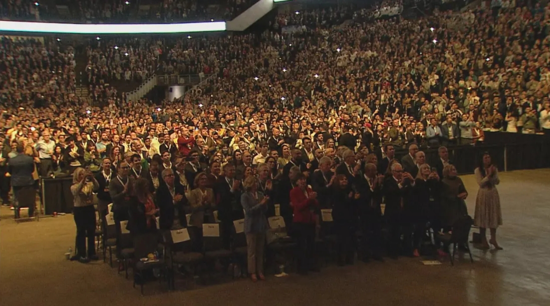 warren buffett 2025 meeting